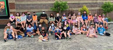 Garrett Dunsmoor Foundation  supports 3rd grade trip